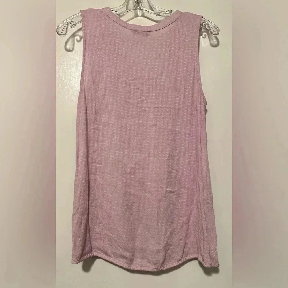 Skies are blue lilac sleeveless blouse size M - Picture 3 of 7